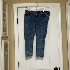 Torrid size 12 blue acid washed cropped jeans.
